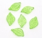 10x pendentifs breloques feuilles vertes lucite transparentes 
