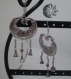 Boucles d'oreilles tribales en métal argenté 