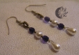 Boucles d'oreilles en perles de verre: violet et blanc 