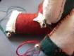Lot de 3 minis chaussettes décoration à suspendre noël sapin en tissu et grelot faits main 
