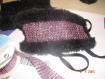Cadeau st valentin 1 bracelet manchette en fourrure gris foncé et ruban de strass rose cousu main fermoir lacets 