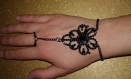Bracelet de main "rosace noire et chaîne noire" 