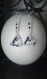 Boucles d'oreilles " pyramide graphique 3d " camaieu de blanc et noir, perles cristal de swarovski, perles de rocailles 
