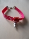 Bracelet fillette rose fuschia et perle bois rouge