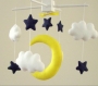Mobile bebe avec nuages, etoiles bleu foncé et lune jaune- fait main 
