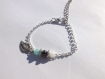 Bijou createur, bracelet argenté feuille ,perle de verre blanche et bleu ciel , perle hematite noire 