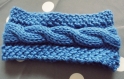 Bandeau torsade bleu tricoté mains - modèle femme 