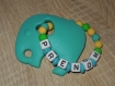 Hochet spécial dentition, prénom au choix, modèle elephant turquoise jaune vert 