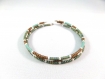 Bracelet vert kaki fil mémoire de forme et perles miyuki 