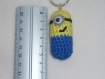 Porte clé amigurumi minion borgne 