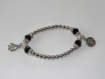 Bracelet perles argentées et noires 