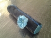 Trousse en jean's et fleur tissu bleu 