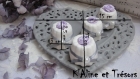 Quatre minis cannelés en plâtre blanc décorés dans leur coupelle en faïence grise en forme de coeur / envoi gratuit 