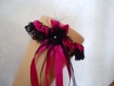 Jarretière dentelle noir / fushia , fleur accessoire mariage 