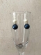 Boucle d'oreilles en verre nacré ivoire et bleu marine 