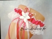 Kit jarretière dentelle blanche / fushia , fleur accessoire mariage 