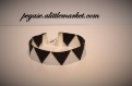 Bracelet manchette motif triangle tissage peyote en perles de rocaille miyuki 11/0 
