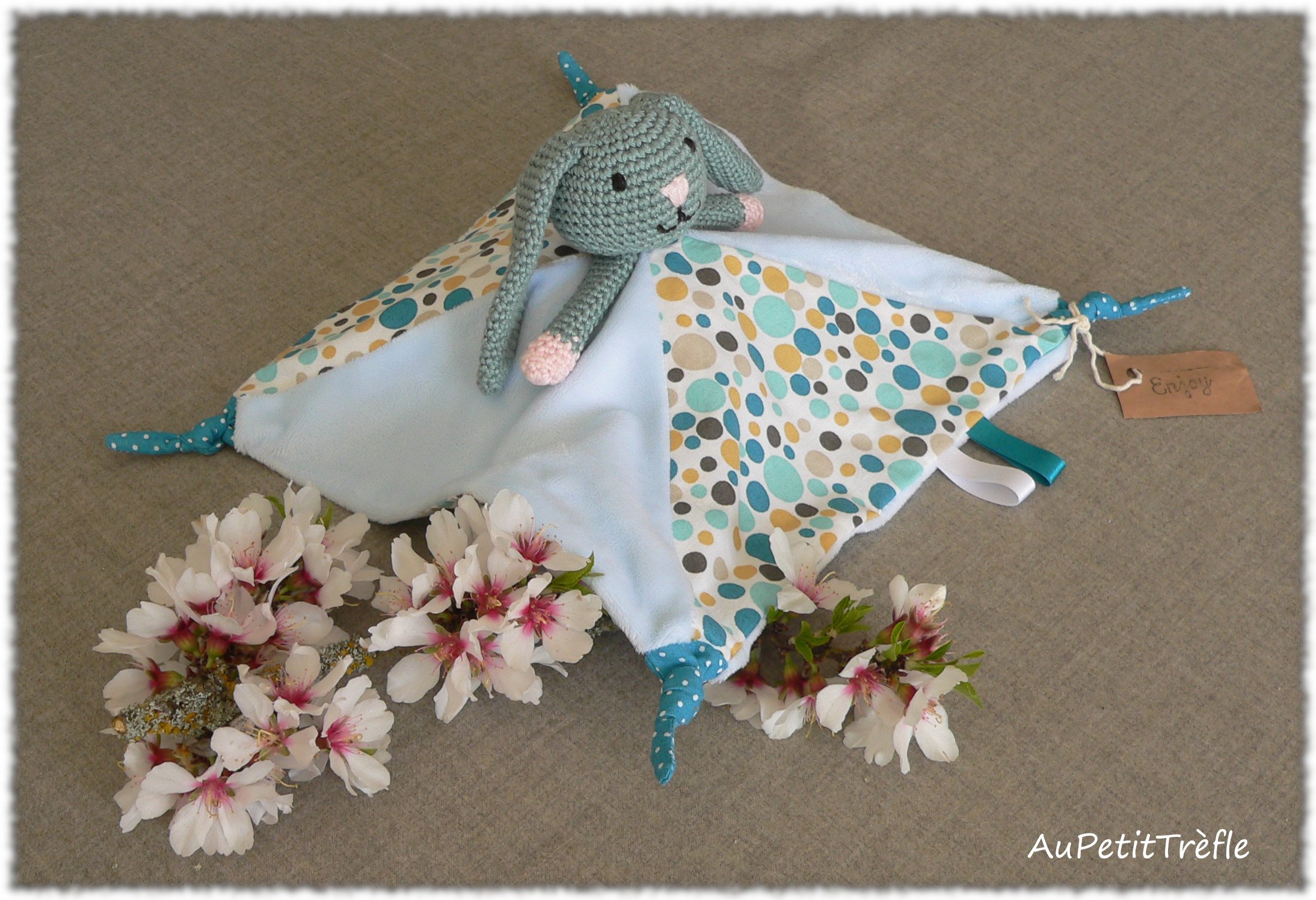 Doudou Plat Licorne Fait Main Avec Sac Personnalisable Modele Unique Enfants Peluches Doudous Par Aupetittrefle