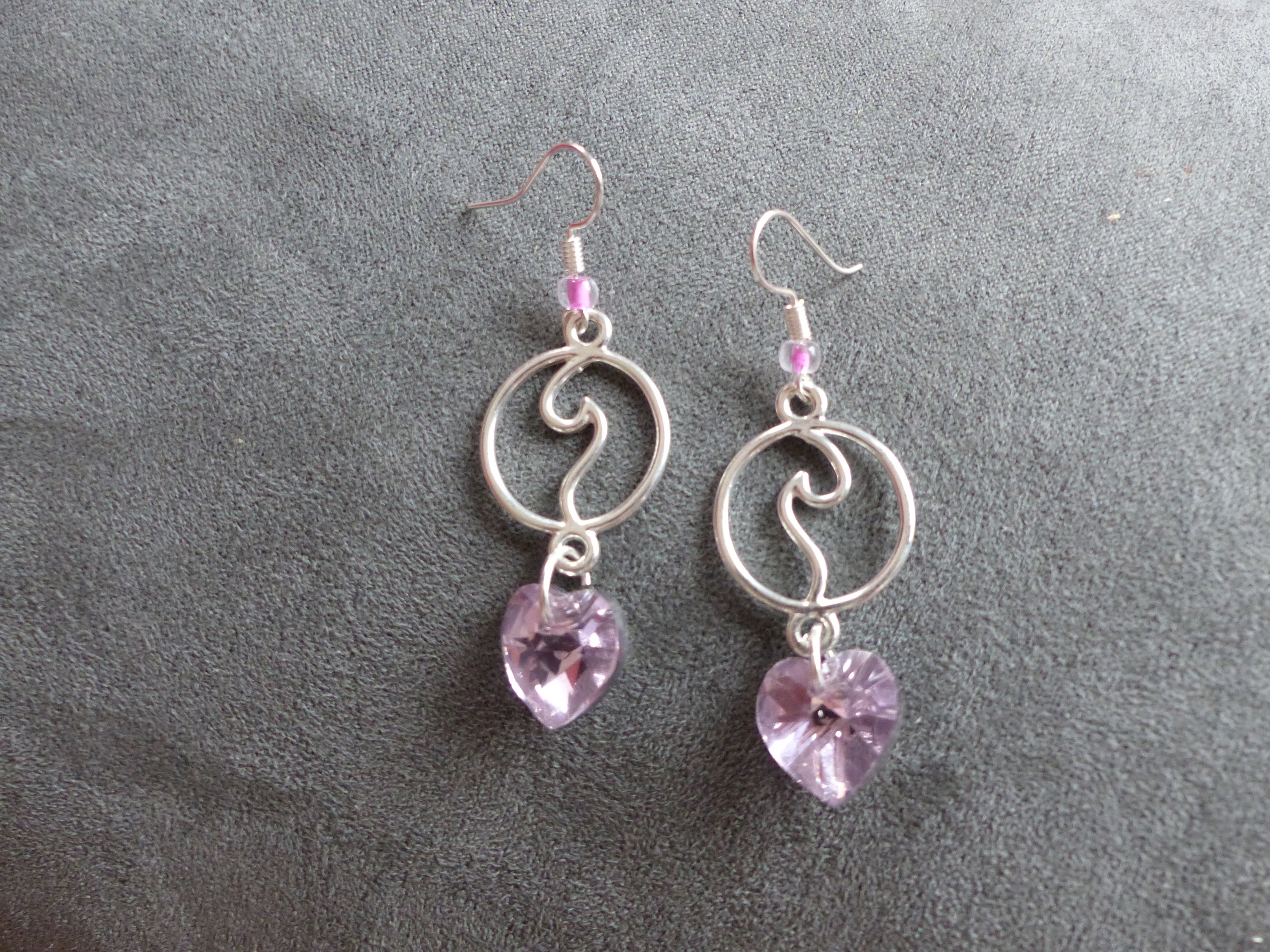 Paire De Boucles D'oreilles Pendantes Cœur Rose - Longueur 5 Cm - Neuf Sans Emballage