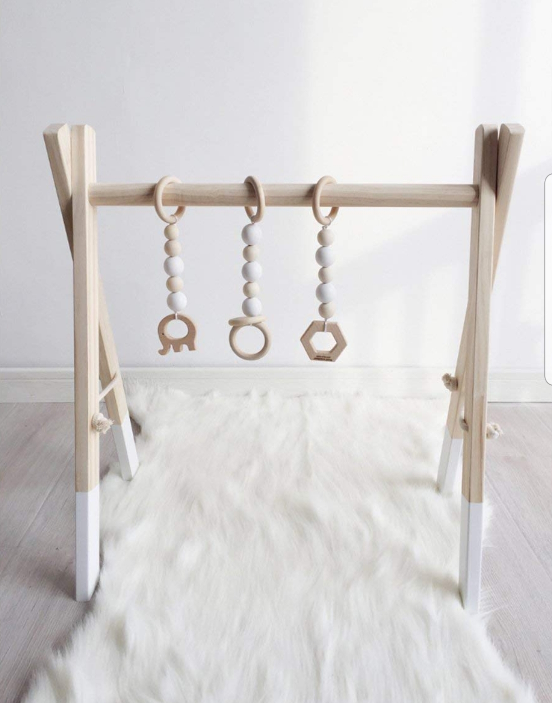 Portique D Activites Pour Bebe Babygym En Bois Et Perles Style Scandinave Blanc Accessoires Bebe Par Boutiqueduciel