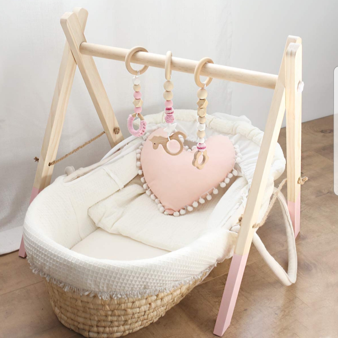 Portique d'activitÉs d'Éveil pour bÉbÉ / babygym en bois rose : accessoires- bebe par boutiqueduciel