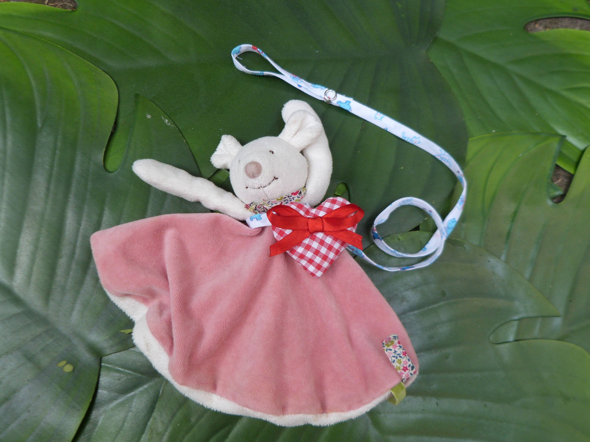 Attache-doudou pour poussette personnalisé : accessoires-bebe par  marionlafee