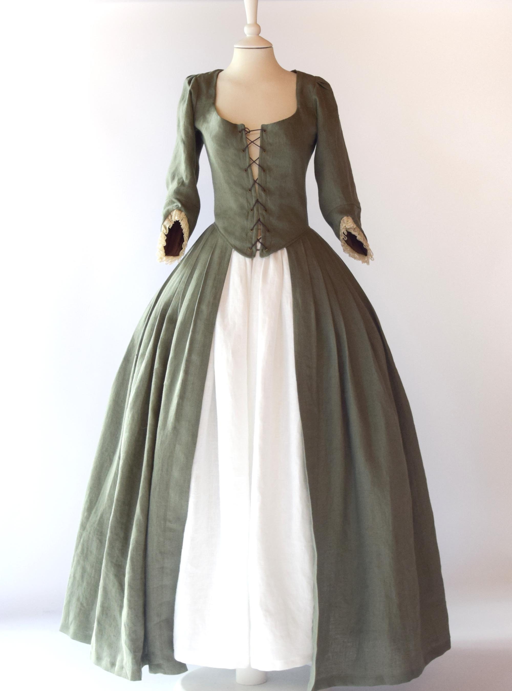 green emerald velvet dress Emerald Green Short Sleeve