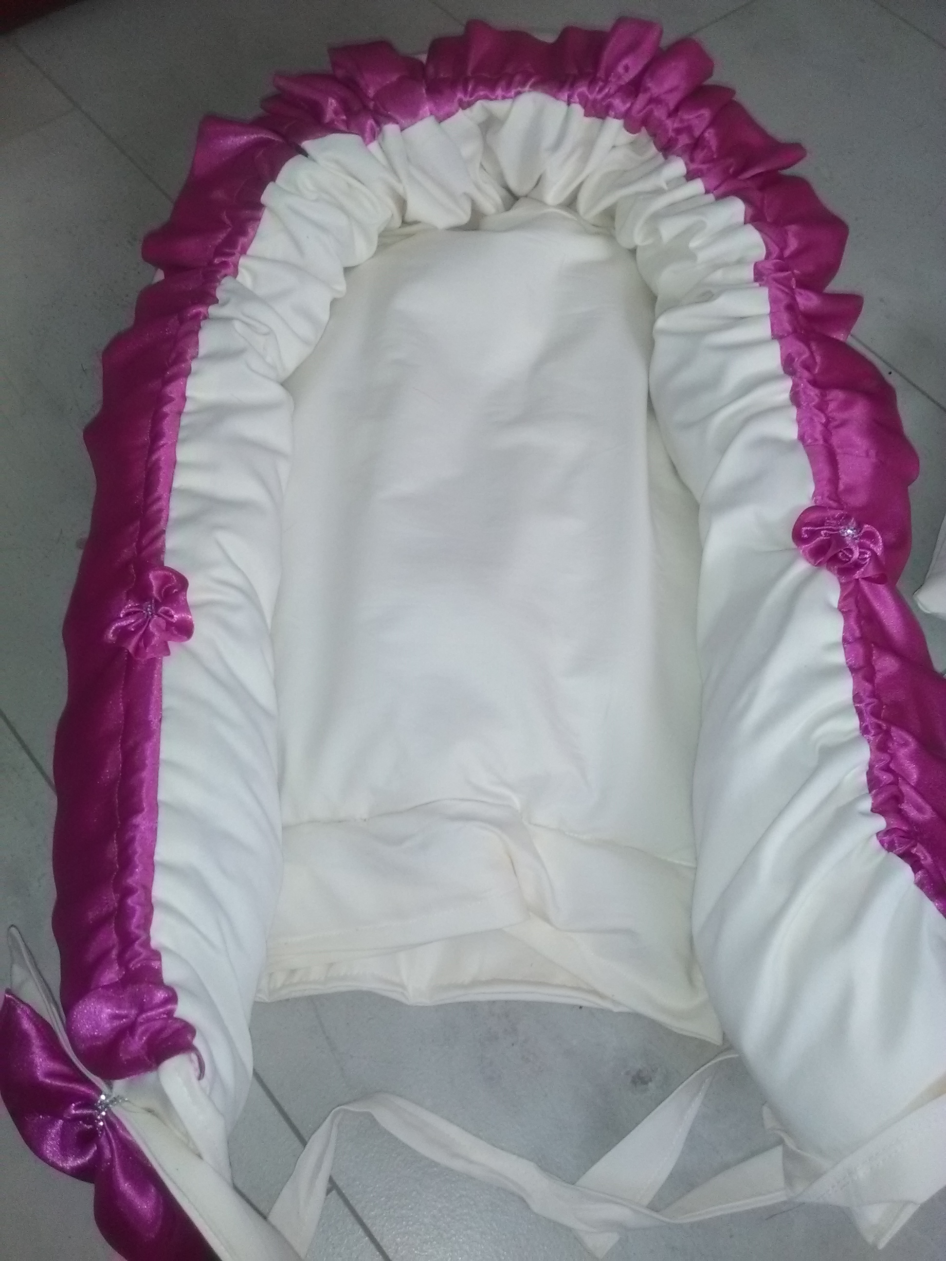 Nid De Bebe Cale Bebe Reducteur De Lit Babynest Accessoires Bebe Par Bichoudesign Nid De Bebe Cale Bebe Reducteur De Lit Babynest Accessoires Bebe Par Bichoudesign