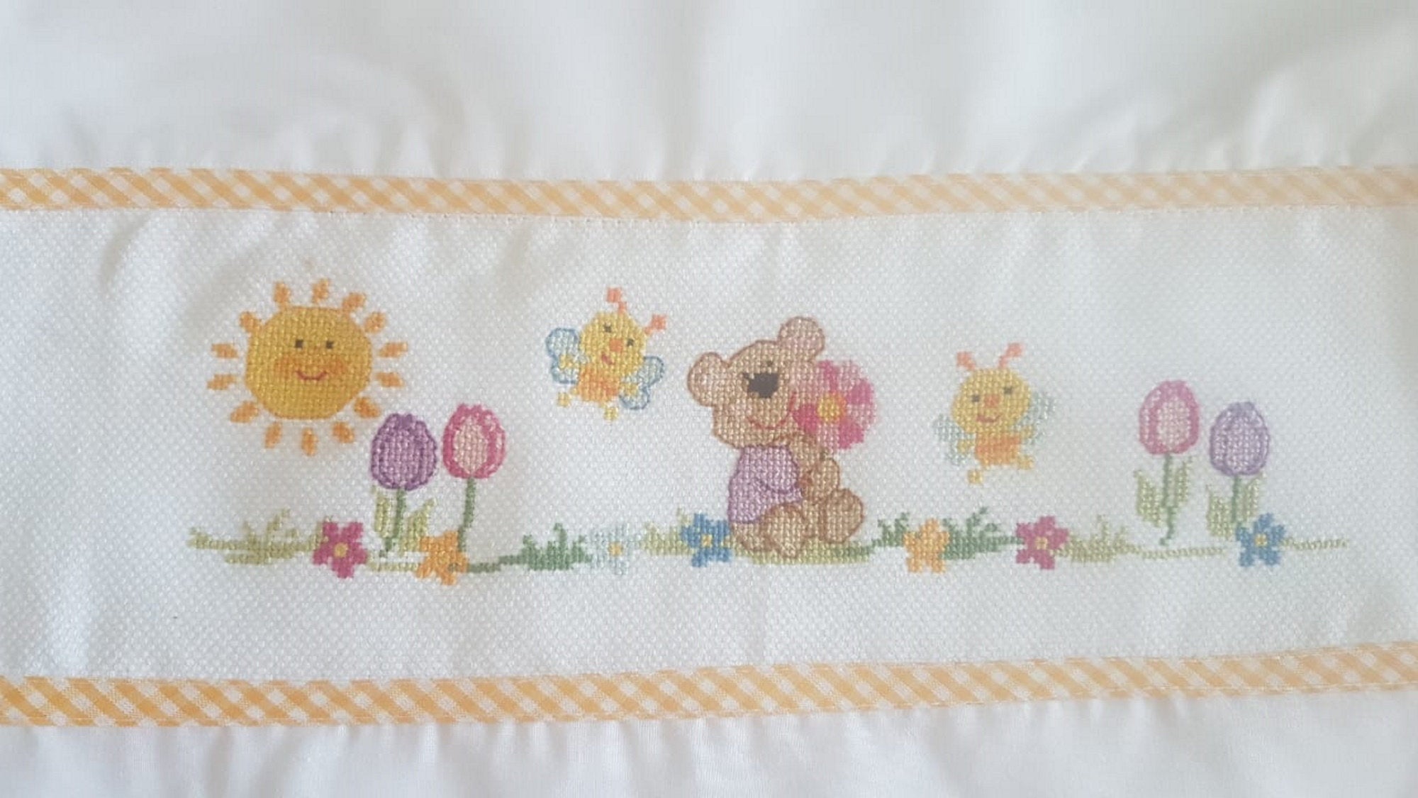 Drap Brode Pour Bebe Unisexe Accessoires Accessoires Brodes Par Broderie Deco Drap Brode Pour Bebe Unisexe Accessoires Accessoires Brodes Par Broderie Deco