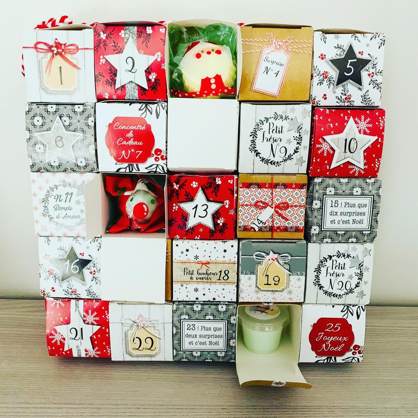 Calendrier de l'avent fondants parfumés : bougie par lunivers-des