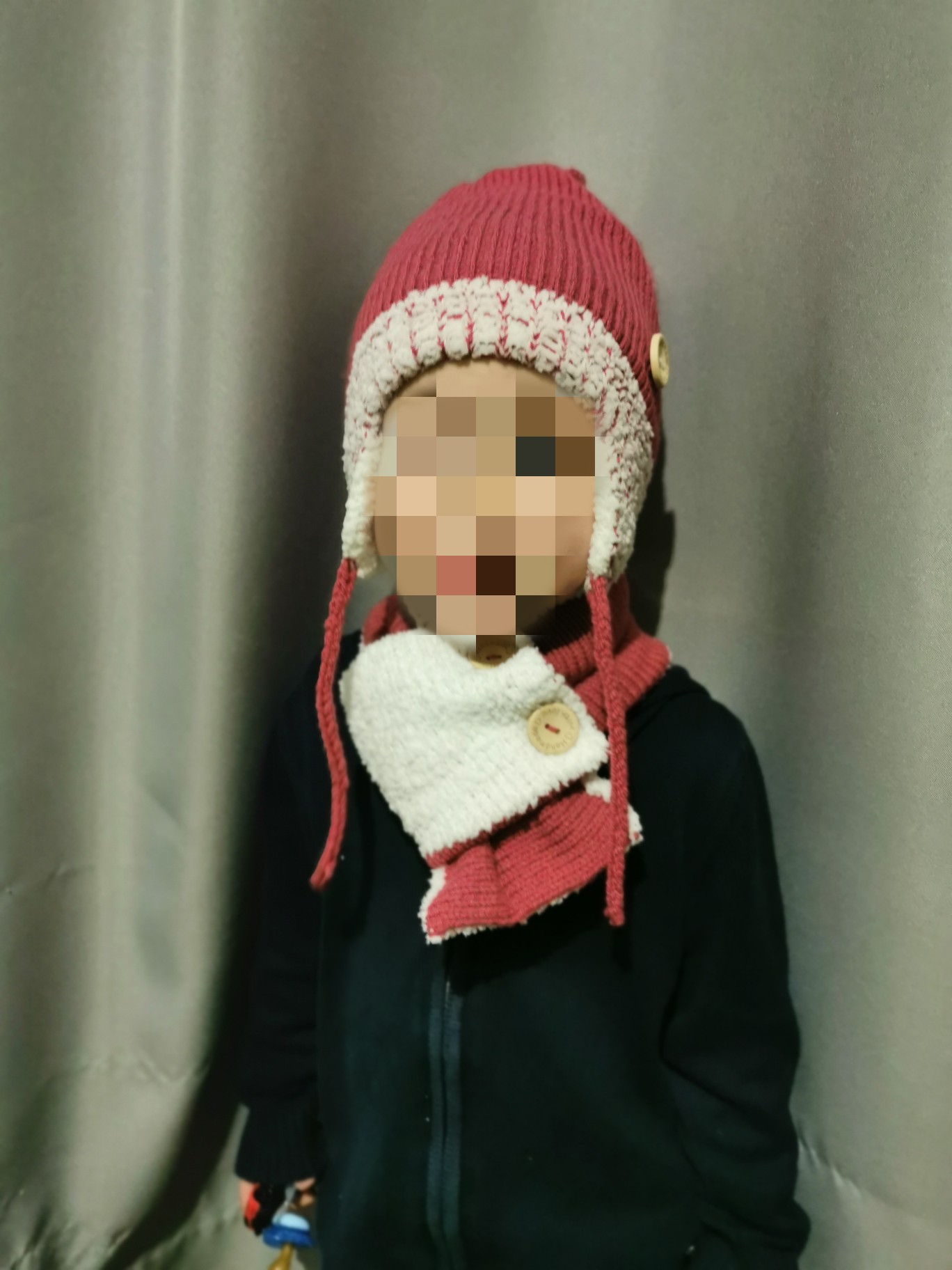 Bonnet et écharpe tricot groseille enfant 2 à 3 ans : accessoires-enfant  par tricotkris27