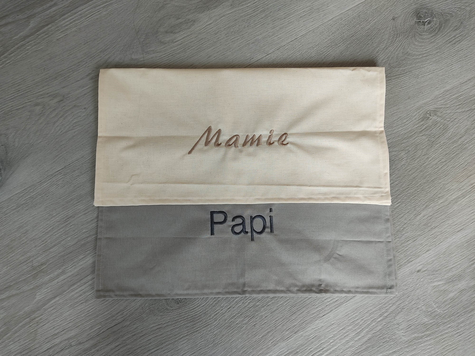 6 Pochettes en coton brodée main pour serviette de table
