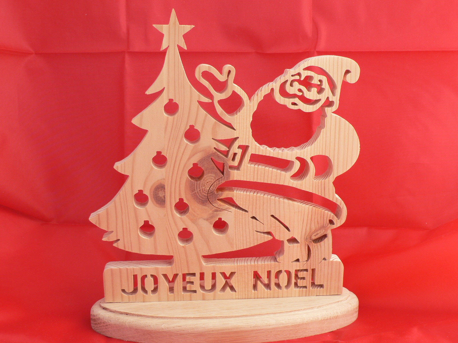 Bois sculpté Le père Noel Décoration de Noël peinte par Kisselev