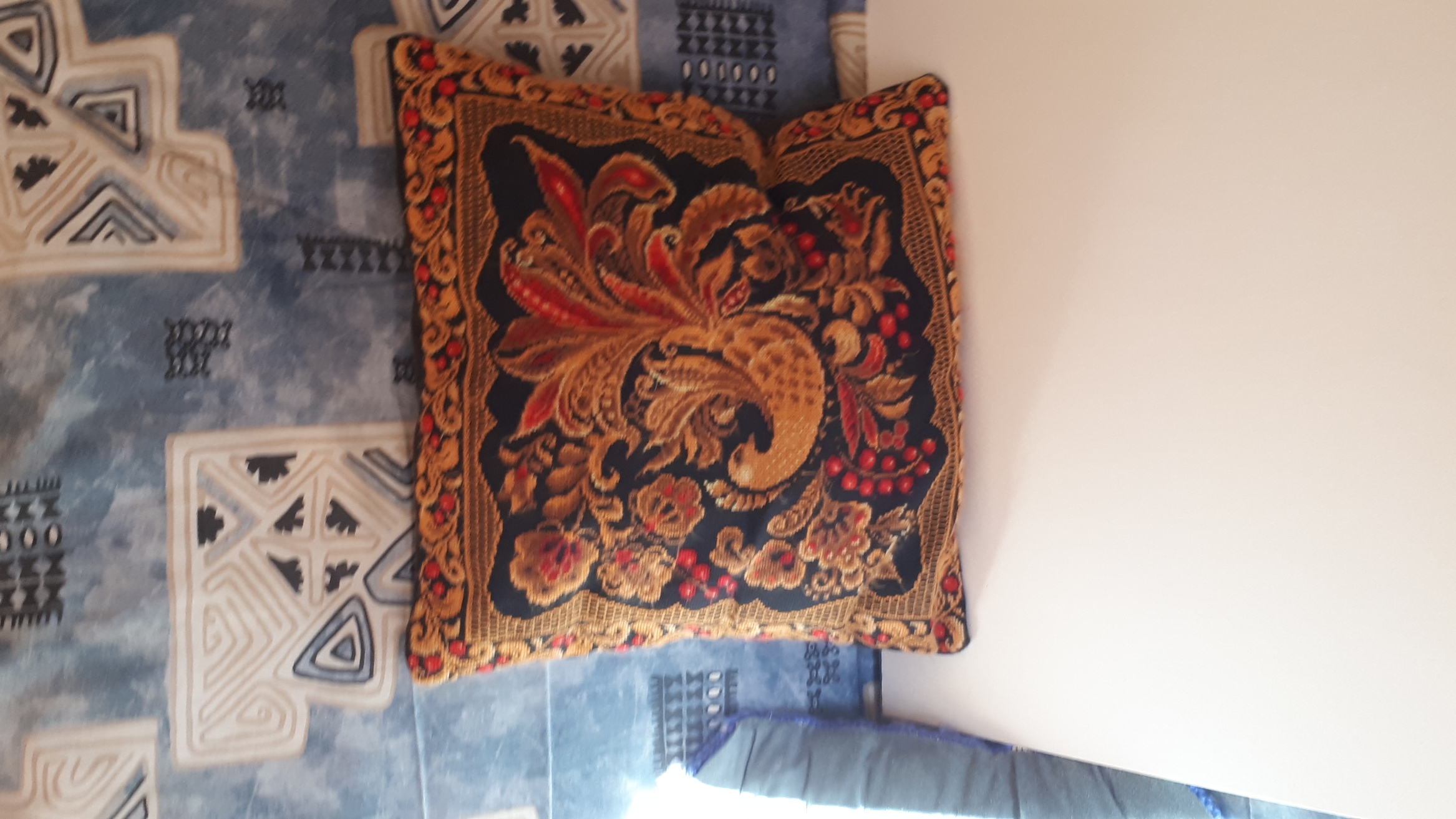 Oreiller de broderie Crewel vintage, floral - France