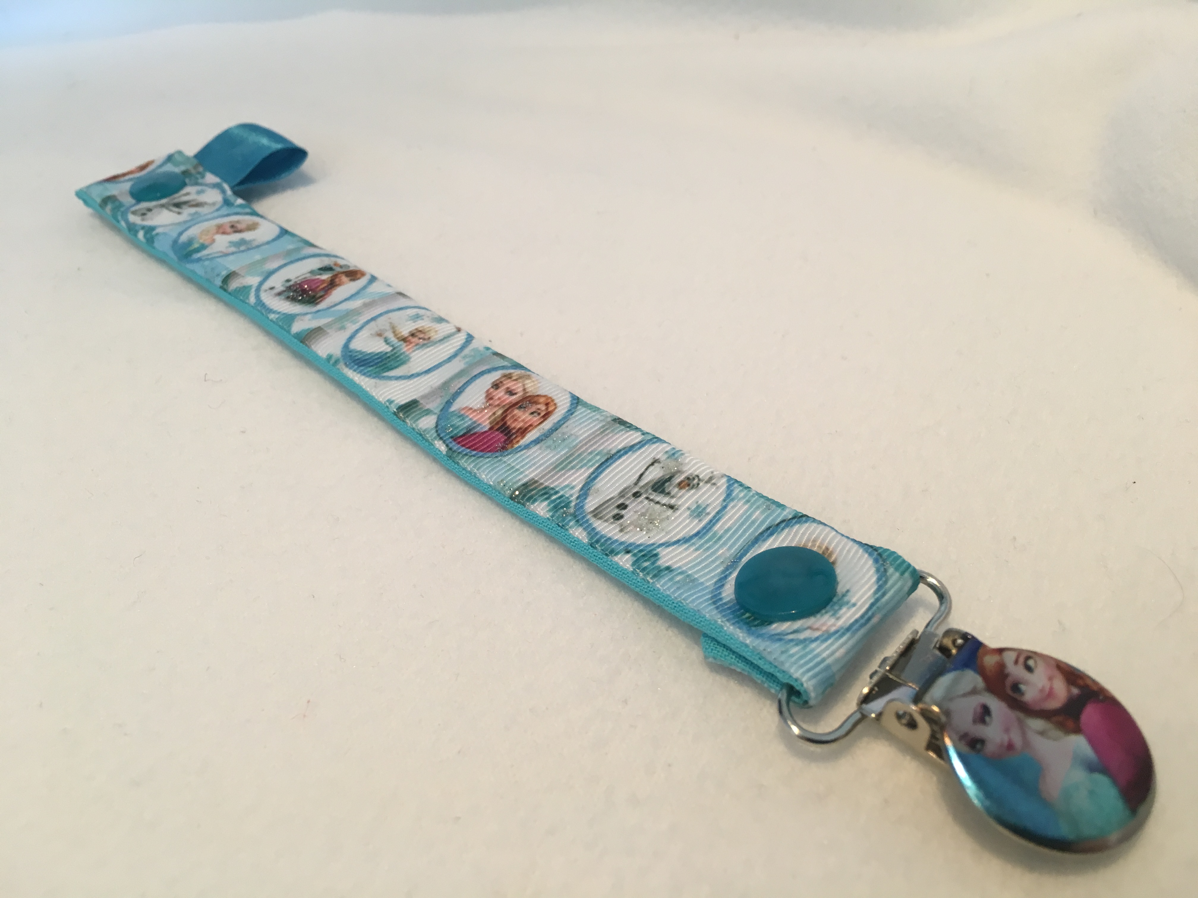 Attache tétine reine des neiges accessoiresbebe par creabb