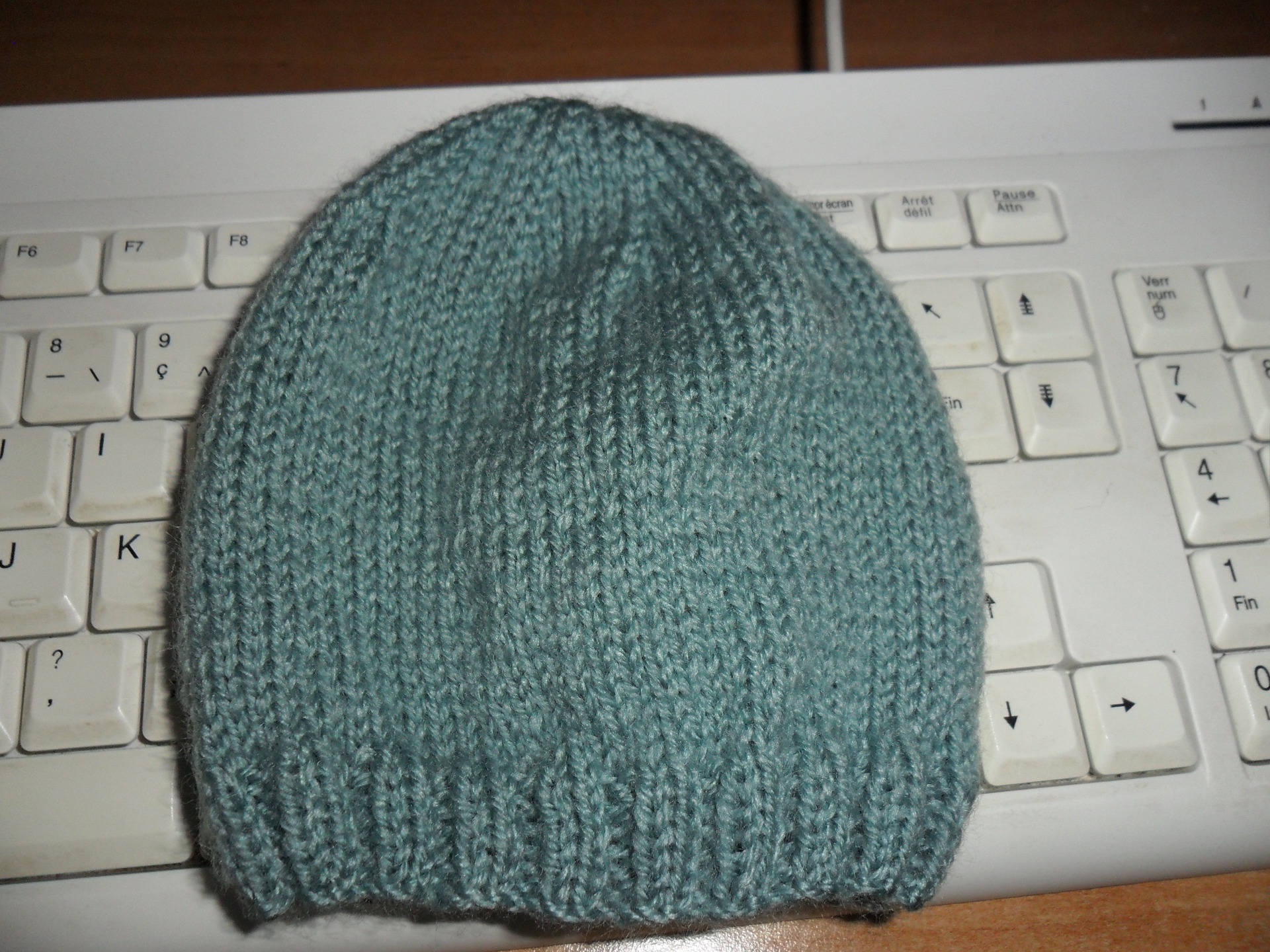 Bonnet Bebe En Laine Tricote Main Taille Naissance A 3 Mois Vert Menthe Par Mimi25 Bonnet Bebe En Laine Tricote Main Taille Naissance A 3 Mois Vert Menthe Par Mimi25