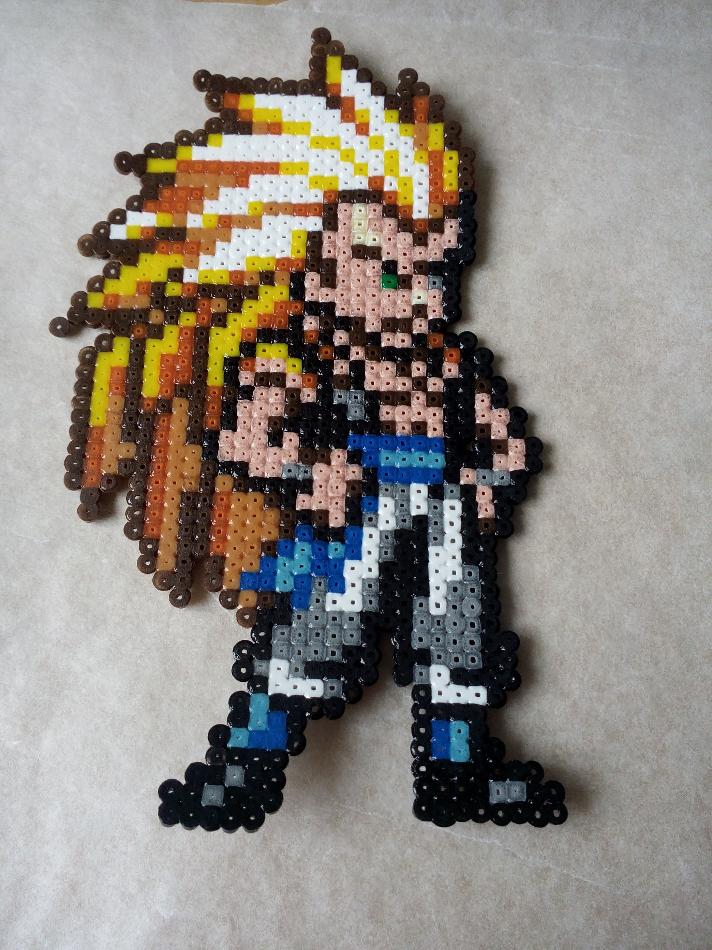Pixel Art Dragon Ball Z Difficile Pixel art - gotenks - dragon ball z : mosaiques par pixel_art