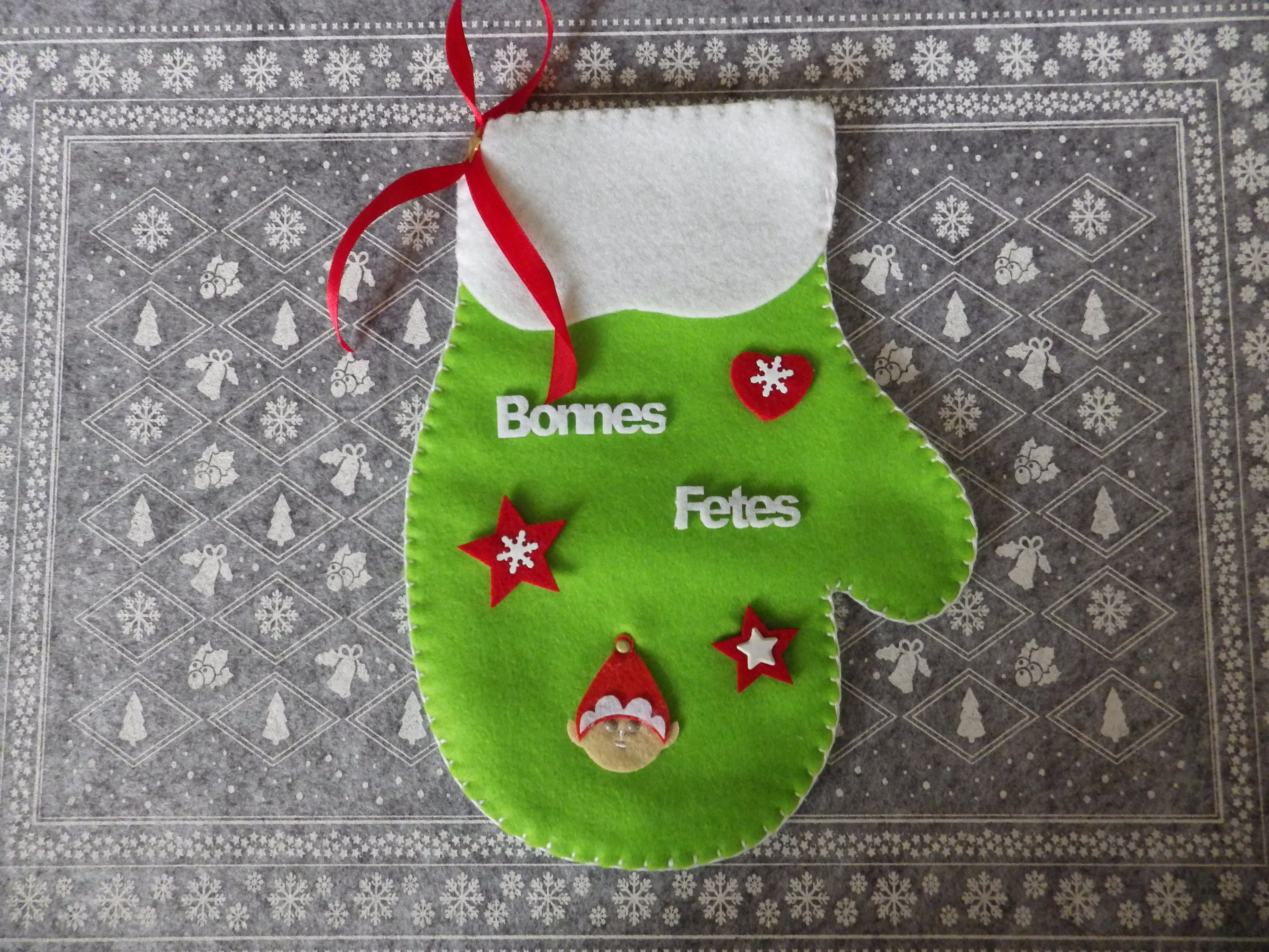 Robinet déguisement terrain de jeux moufle range couvert noel Grande
