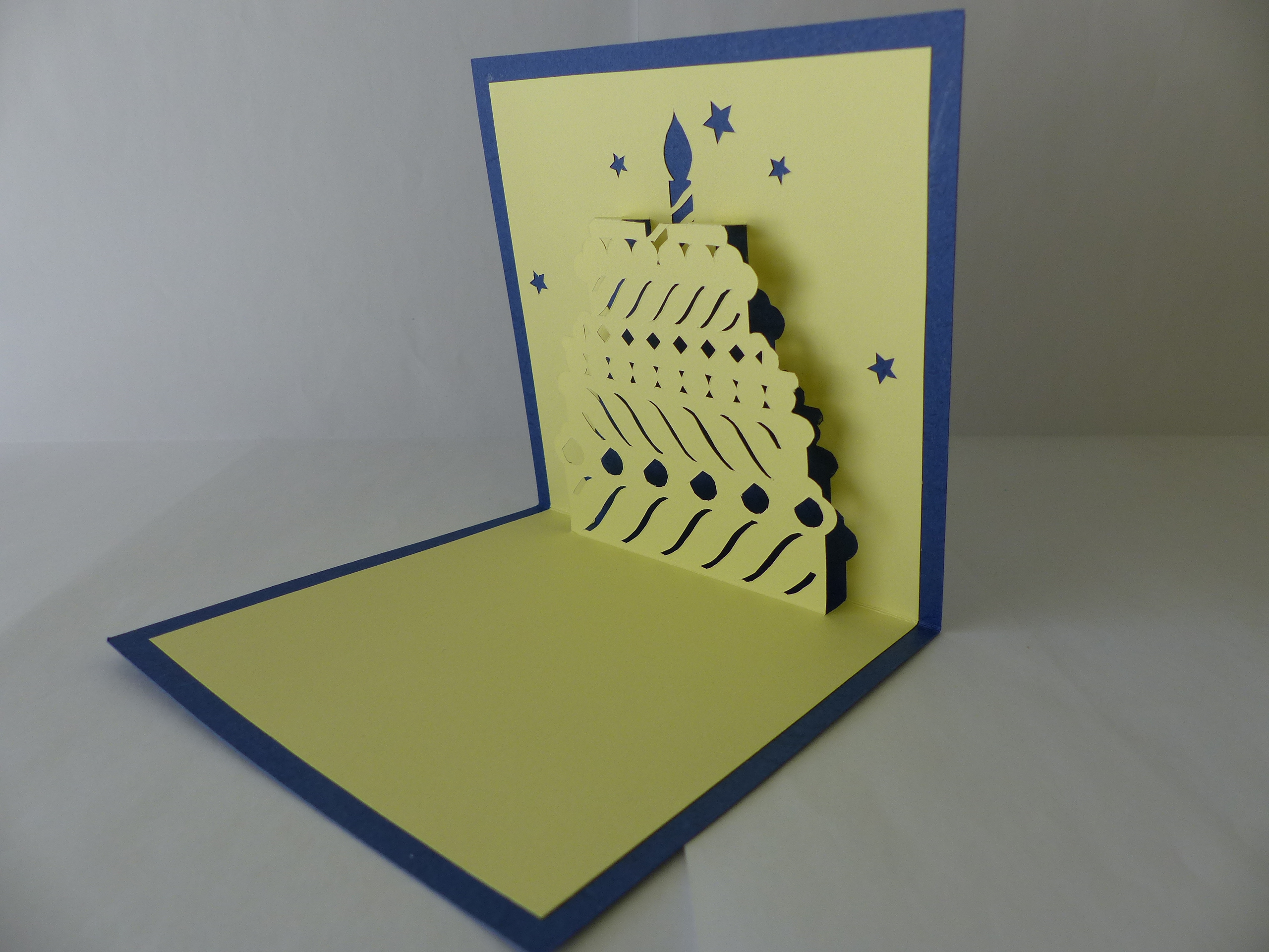 Carte Gateau D Anniversaire Pour Anniversaire En Relief 3d Kirigami Couleur Bleu Roi Papeterie Cartes 3d Par Cartofil Carte Gateau D Anniversaire Pour Anniversaire En Relief 3d Kirigami Couleur Bleu Roi Papeterie Cartes 3d Par Cartofil