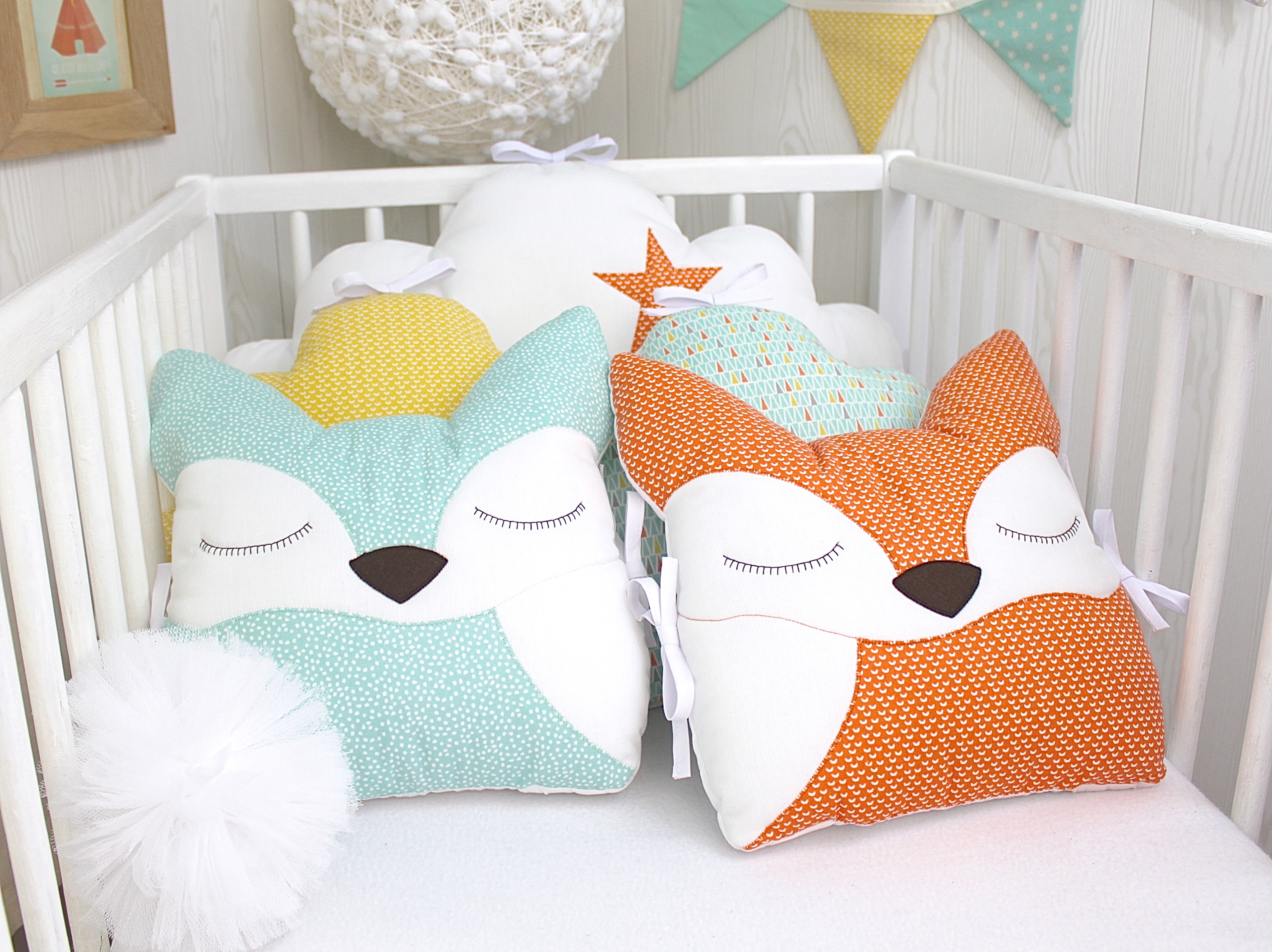 Tour de lit bébé en 60 cm large, 5 coussins renards et ...