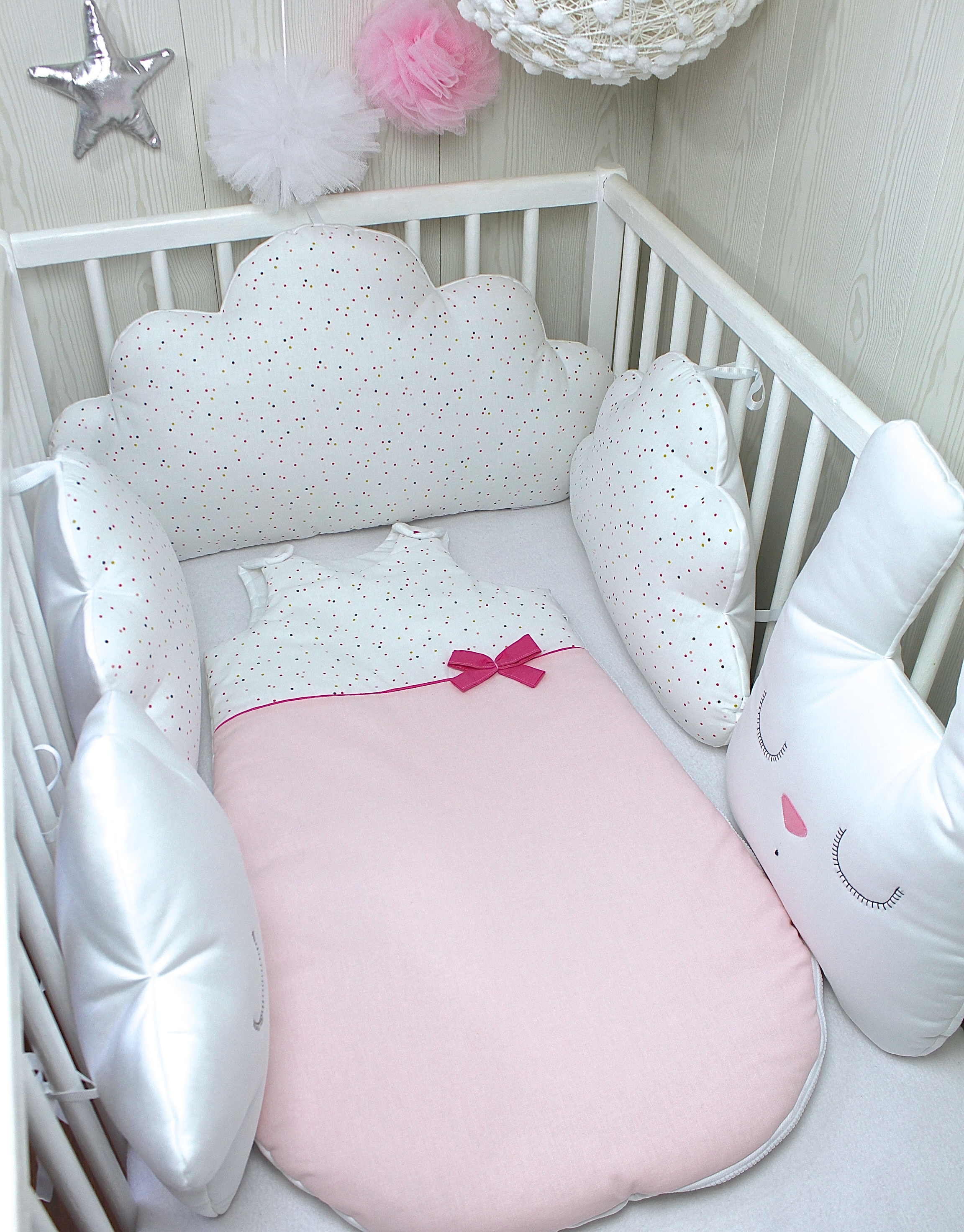 Tour de lit bébé en 60cm large, 5 coussins: lapin blanc, étoile et nuage