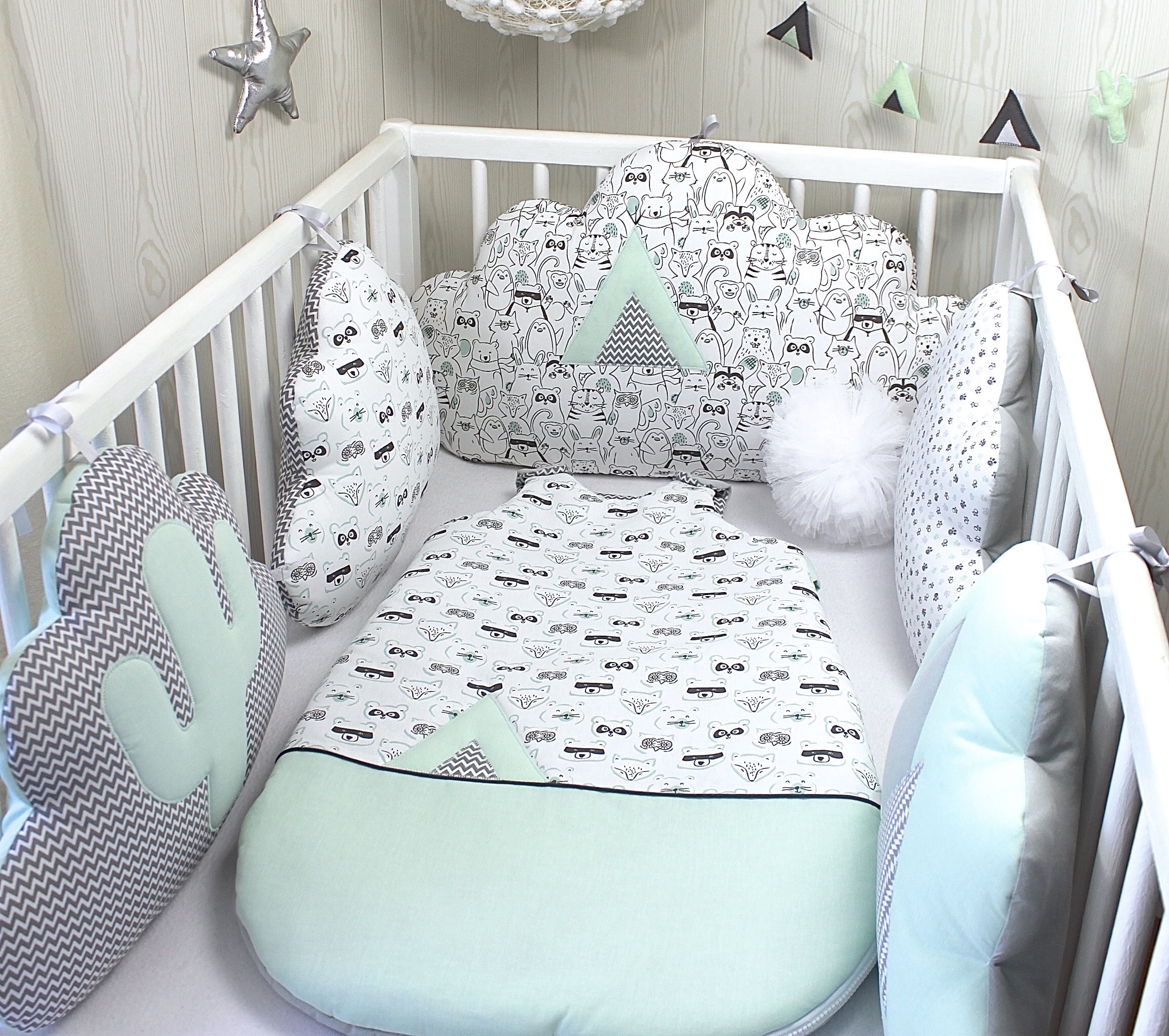 Gigoteuse Bebe Taille 1 A 8 Mois Motif Tipi Indien Et Nature Vert D Eau Clair Blanche Et Grise Accessoires Bebe Par Petitlion