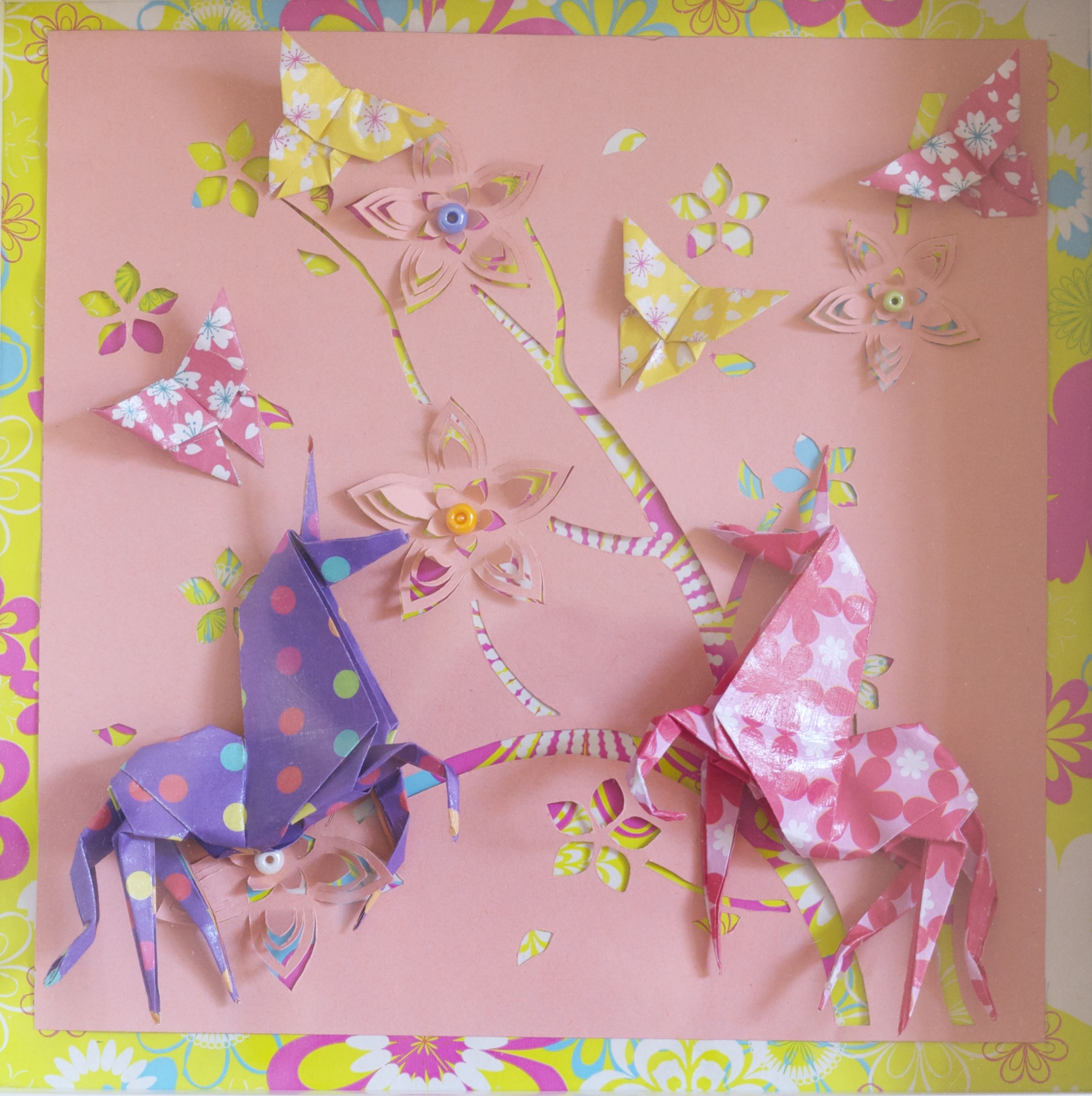 Cadre origami bébé décoration chambre enfant animaux licorne fleur papillon  rose violet vert jaune babyshower : accessoires-bebe par parisdepapiers