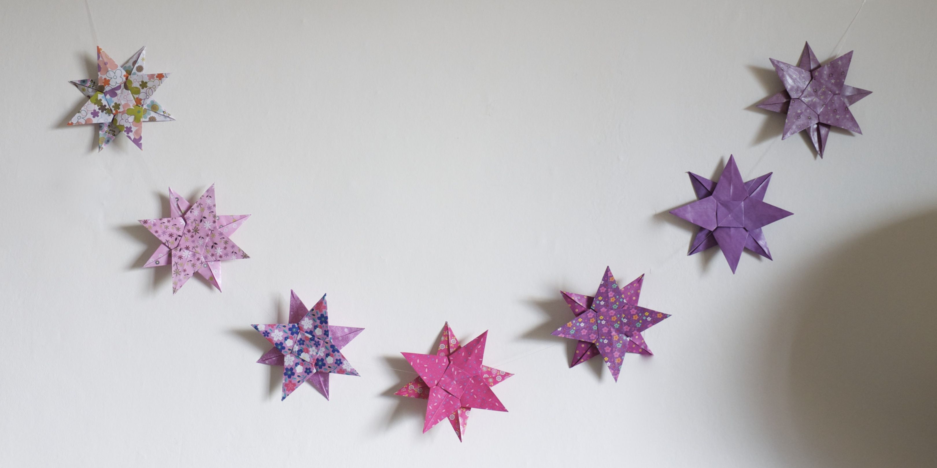 Guirlande Bebe Origami Etoile Rose Violet Parme Pour Decoration Chambre D Enfant Accessoires Bebe Par Parisdepapiers