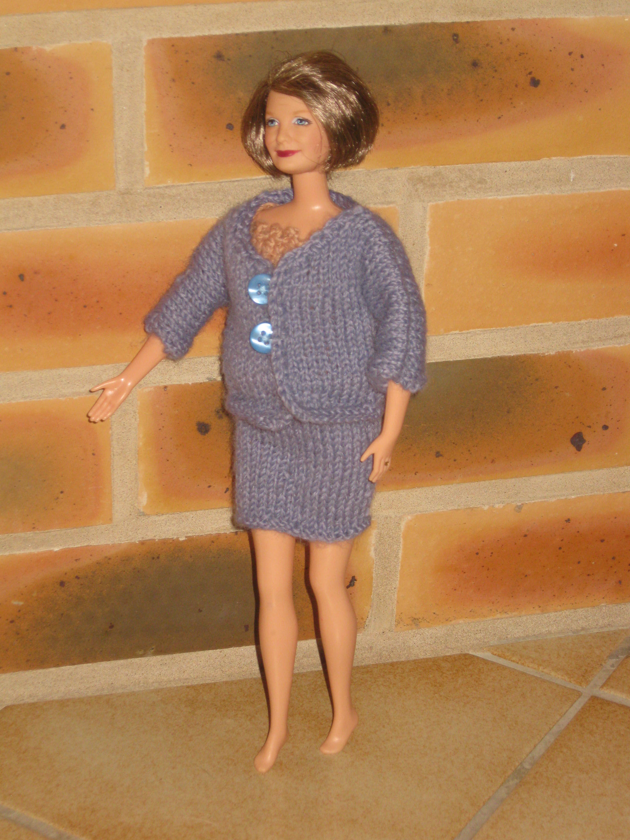 Réservé - lot vêtements mamie barbie (2 tenues) : accessoires-enfant par  tricotdamandine77