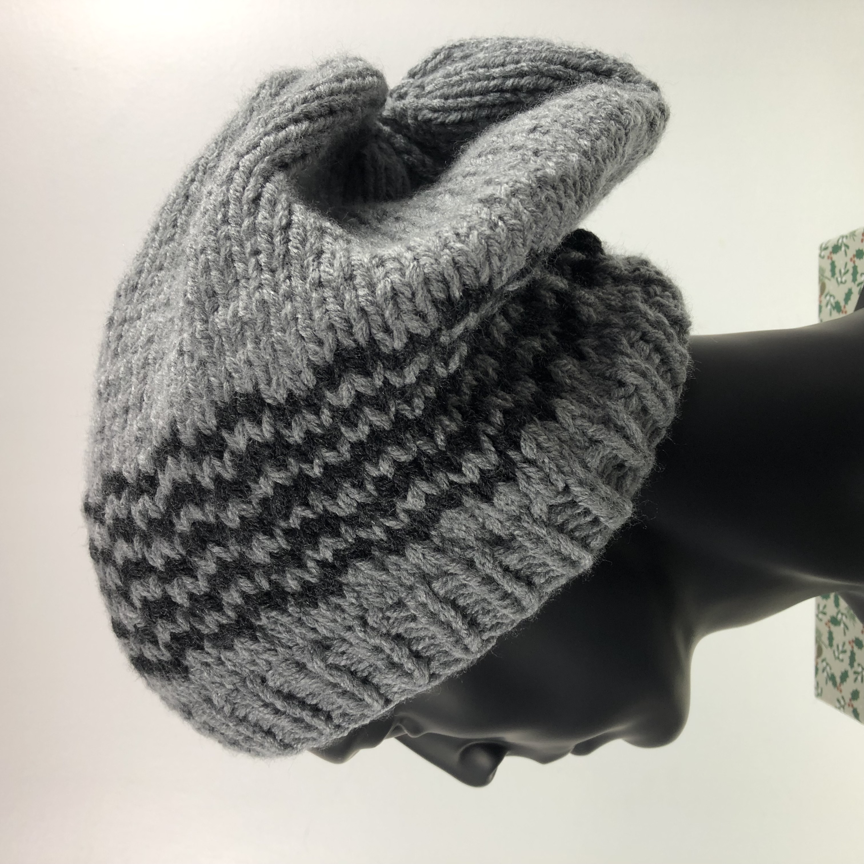 Bonnet homme laine tricoté main réf 2723 : accessoires-chapeau-et-bonnet  par lulolilousacs