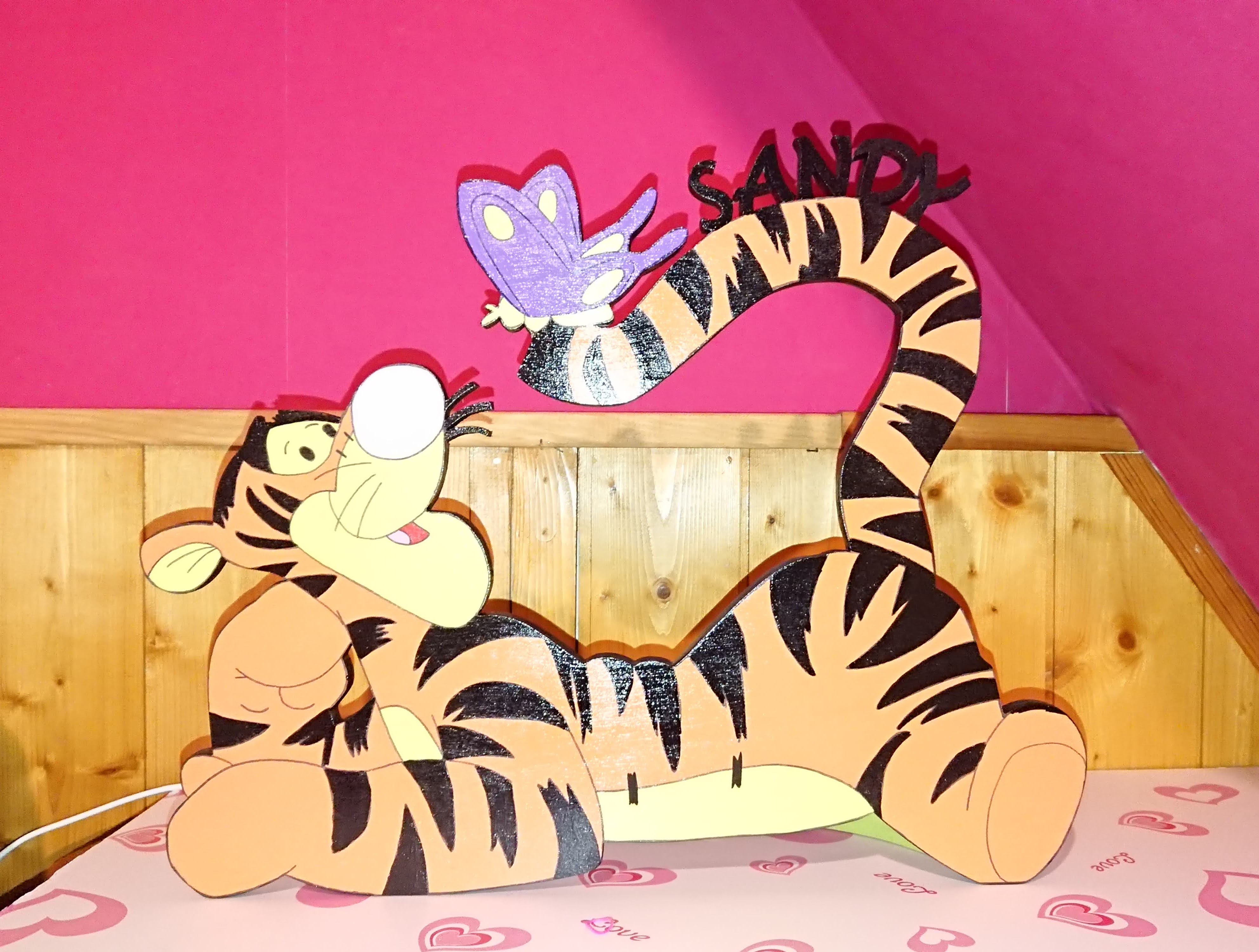Lampe De Chevet Tigrou En Bois Personnalisable Au Prenom De L Enfant Decoration Pour Enfants Par Lescreationsenboisdemaryline