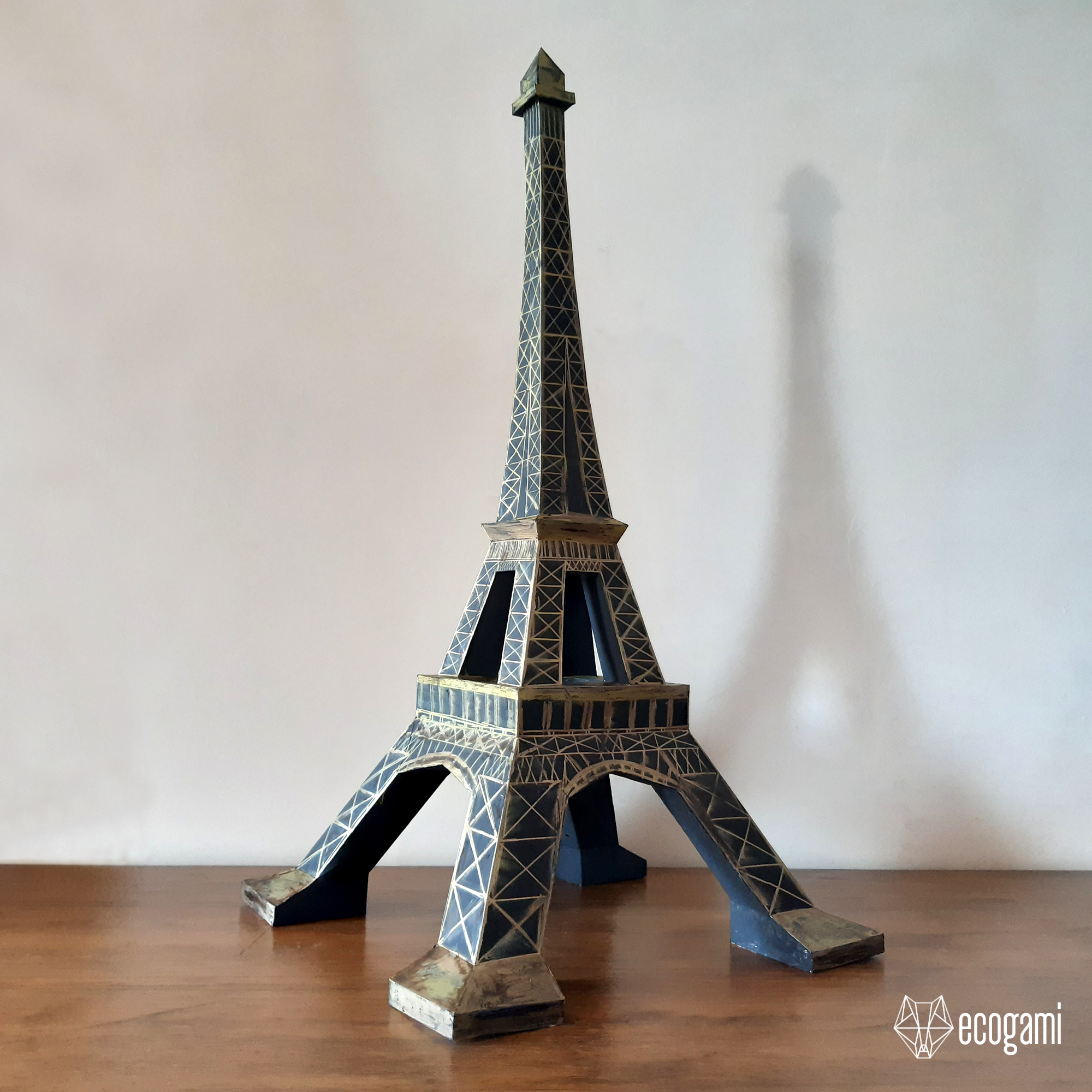 50 pcs Healifty Boutons En Bois de Coeur Tour Eiffel Peint pour Couture Attaches Scrapbooking et DIY Artisanat Couleur Aléatoire 
