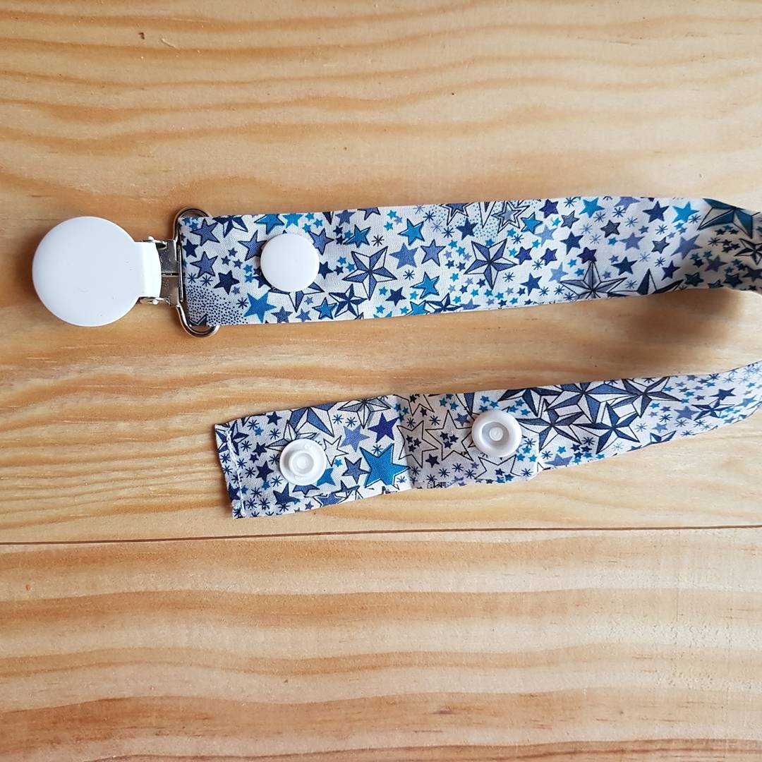 Attache tétine liberty // cadeau de naissance garçon ...