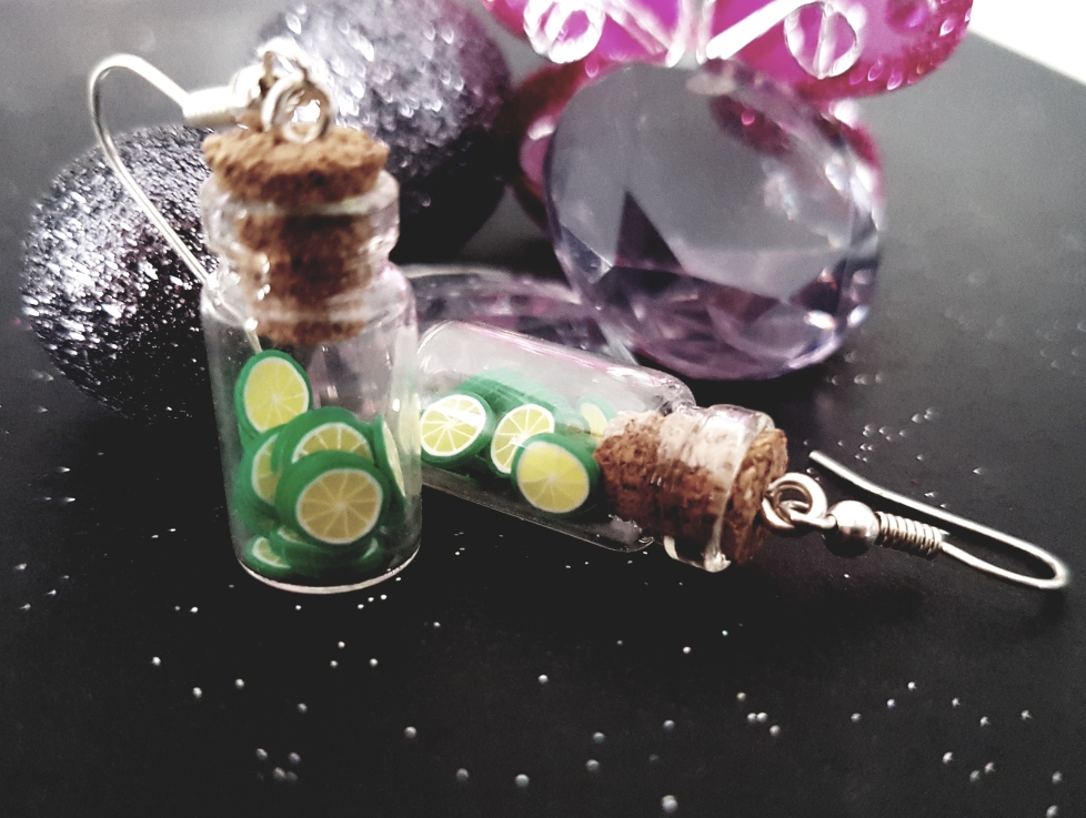 Boucles d'oreilles légères et aériennes avec cristaux blancs | Boucle d